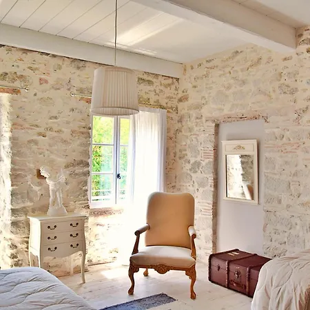 Domaine De La Salutière - Charme&confort Au Cœur Du Pays Cathare Hébergement de vacances